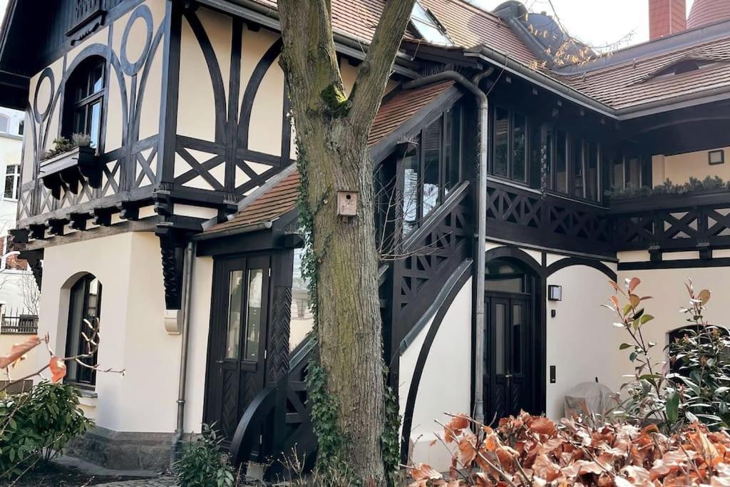 Verwunsches Haus Mit Parkplatz In Bester Lage Markkleeberg Exterior foto